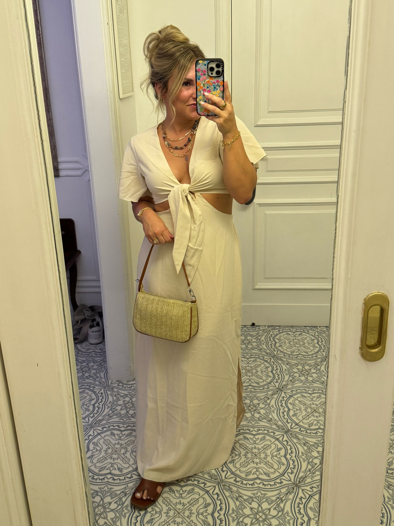 Sorrento Outfits 🤍

Cute & comfy outfits I wore on our Italy honeymoon - and affordable! 

Honeymoon outfits, sorrento outfit, Italy outfits, dress, midi dress, cute dresses, outfits for Italy 

#LTKWedding #LTKTravel #LTKStyleTip