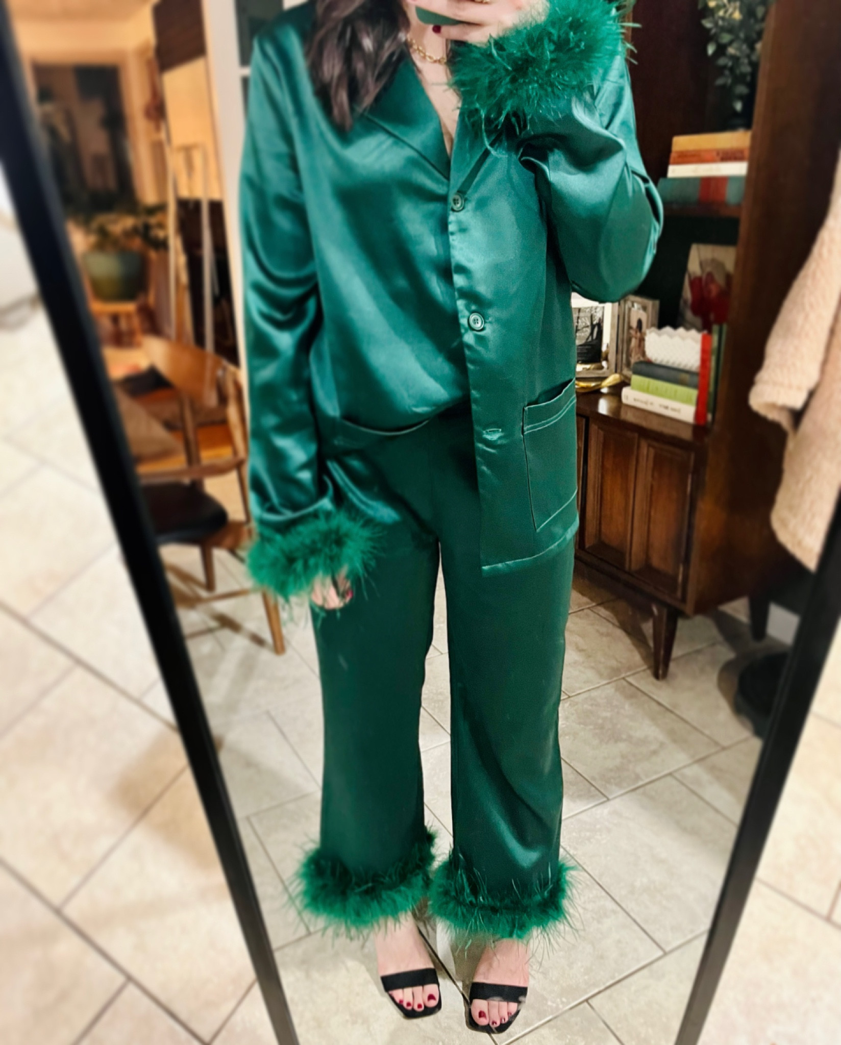 Satin feather trim matching set from Forever 21. Got a small in both the top & bottoms. Perfect for a holiday party or just a fun holiday outfit.

#LTKstyletip #LTKSeasonal #LTKHoliday