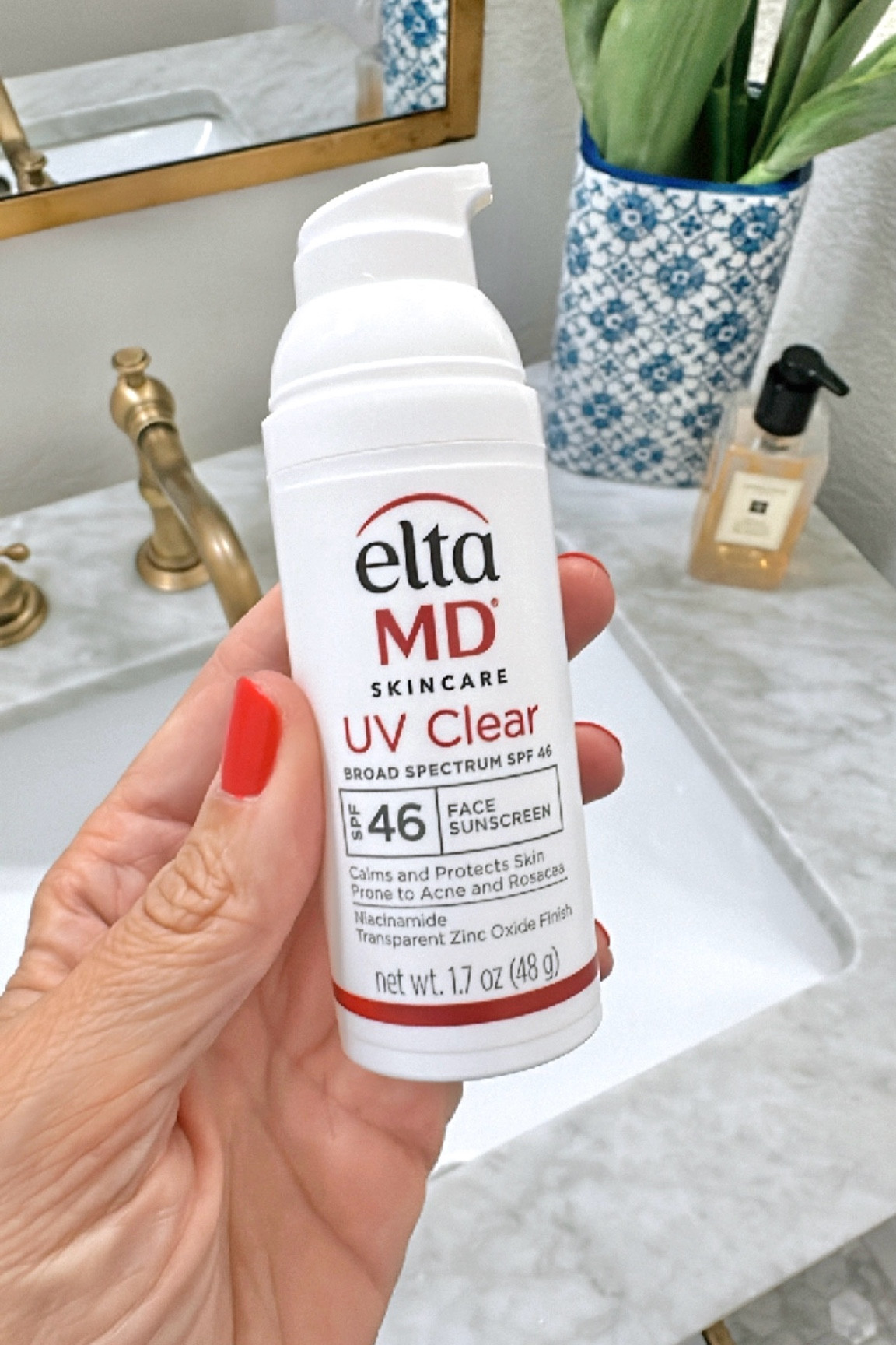 My must have daily sunscreen. My kids also put this on daily


#LTKBeauty #LTKFindsUnder50