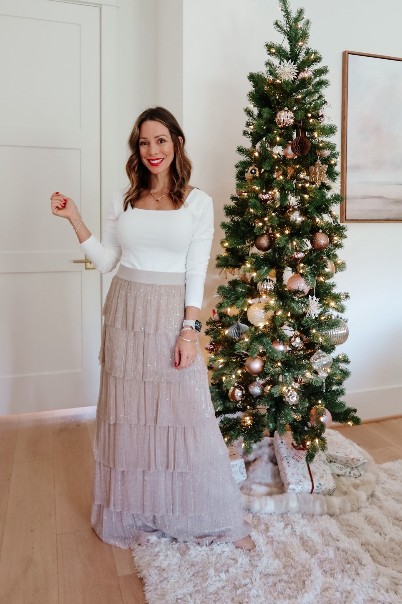Holiday Outfit Inspo from Wal Mart

Top Fit: I'm wearing an XS
Skirt Fit: I'm wearing an XS

#LTKSeasonal #LTKHoliday #LTKOver40