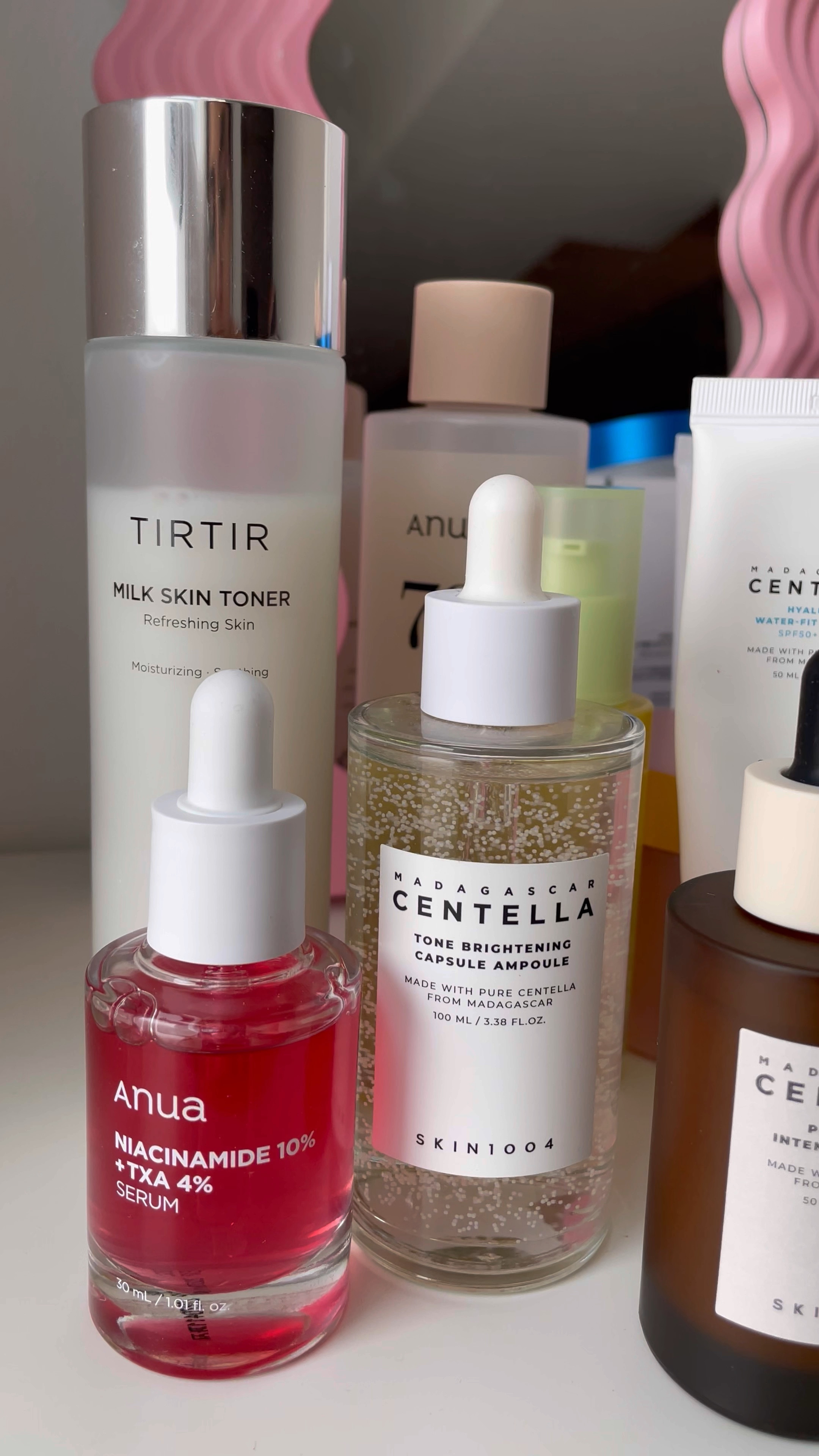 Save or splurge > korean skincare edition 💝 

Kbeauty
Korean skincare
Anua dark spot correcting serum
Tirtir milk toner 
Cosrx snail mucin


#LTKeurope #LTKbeauty #LTKsale
