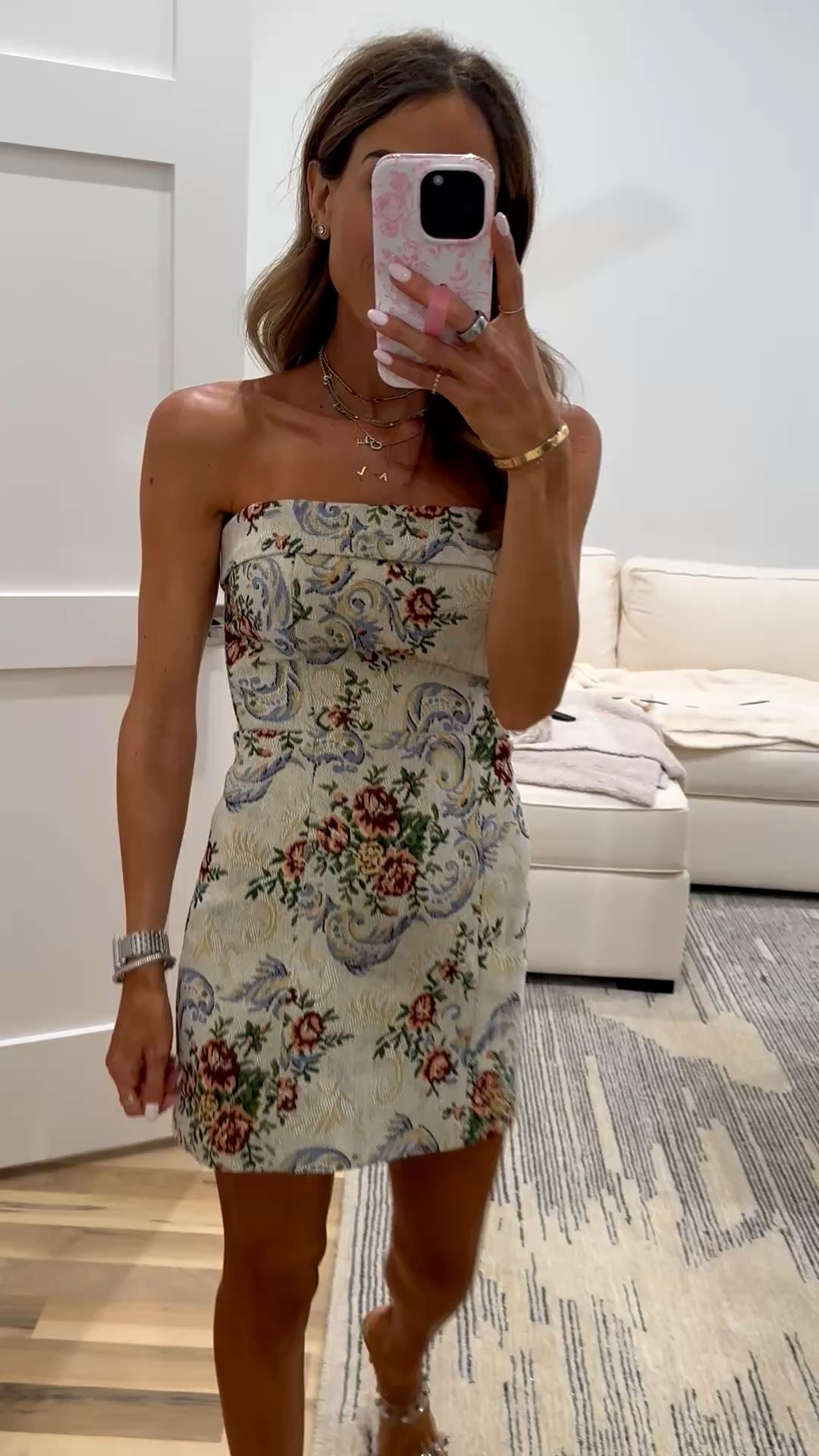 Floral tapestry dress runs small wearing smallest size 

#LTKPetite #LTKSaleAlert