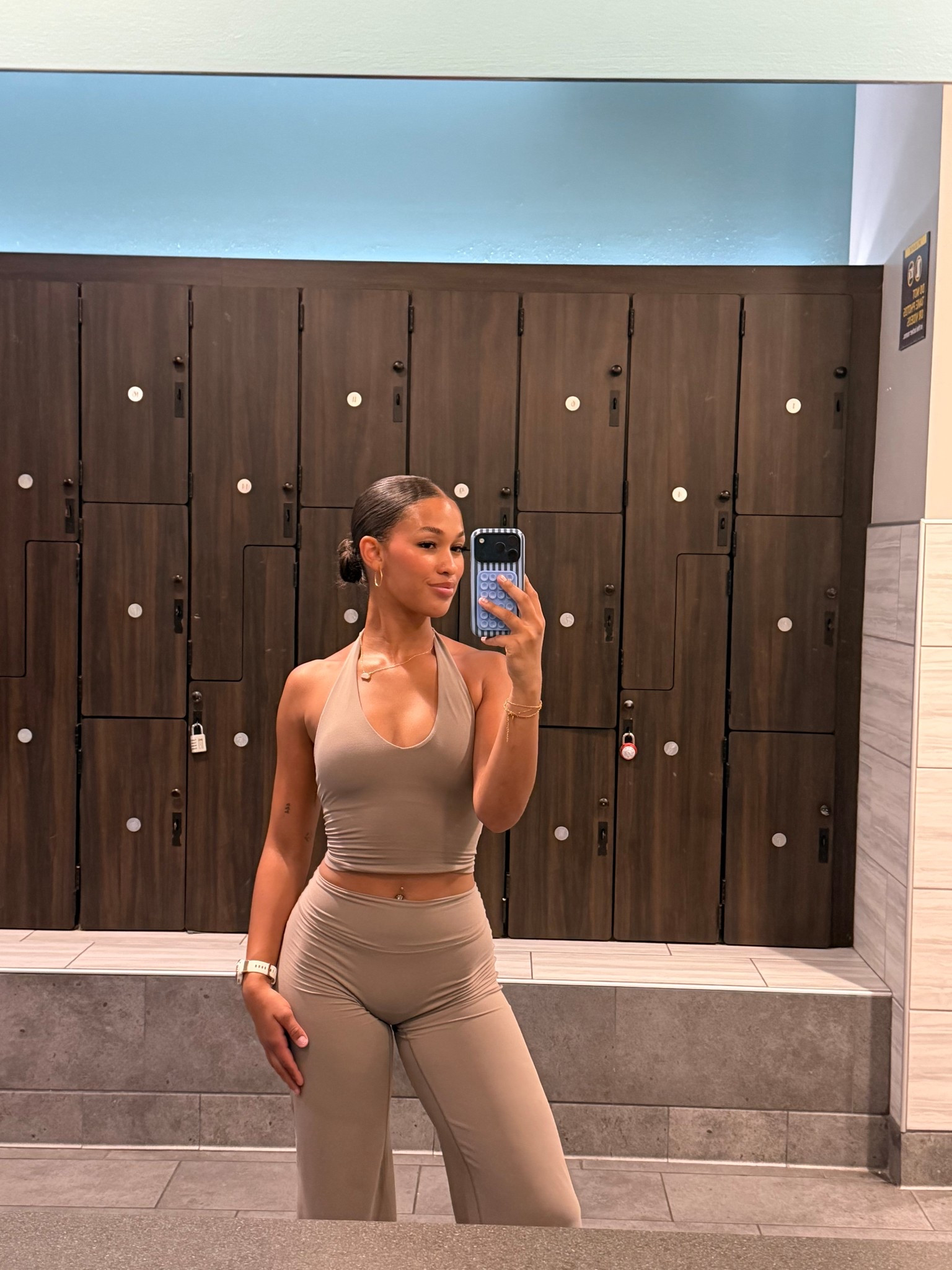 Gym outfit OOTD! #oneractive #softmotion 

#LTKActive #LTKfitnessgoals #LTKootd