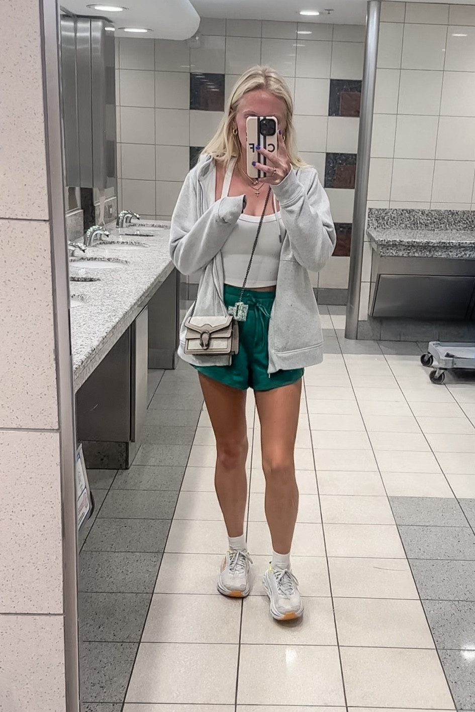 Airport fit !!



#LTKFindsUnder100 #LTKTravel #LTKSummerSales