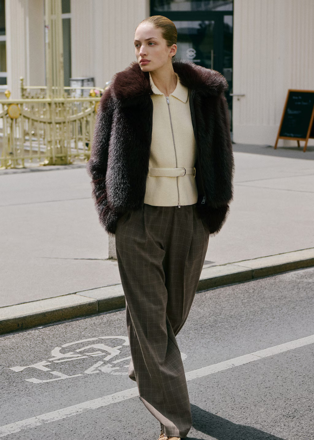 Faux-fur jacket with zip brown - Woman - XS - MANGO | Mango (US/MX/AU)