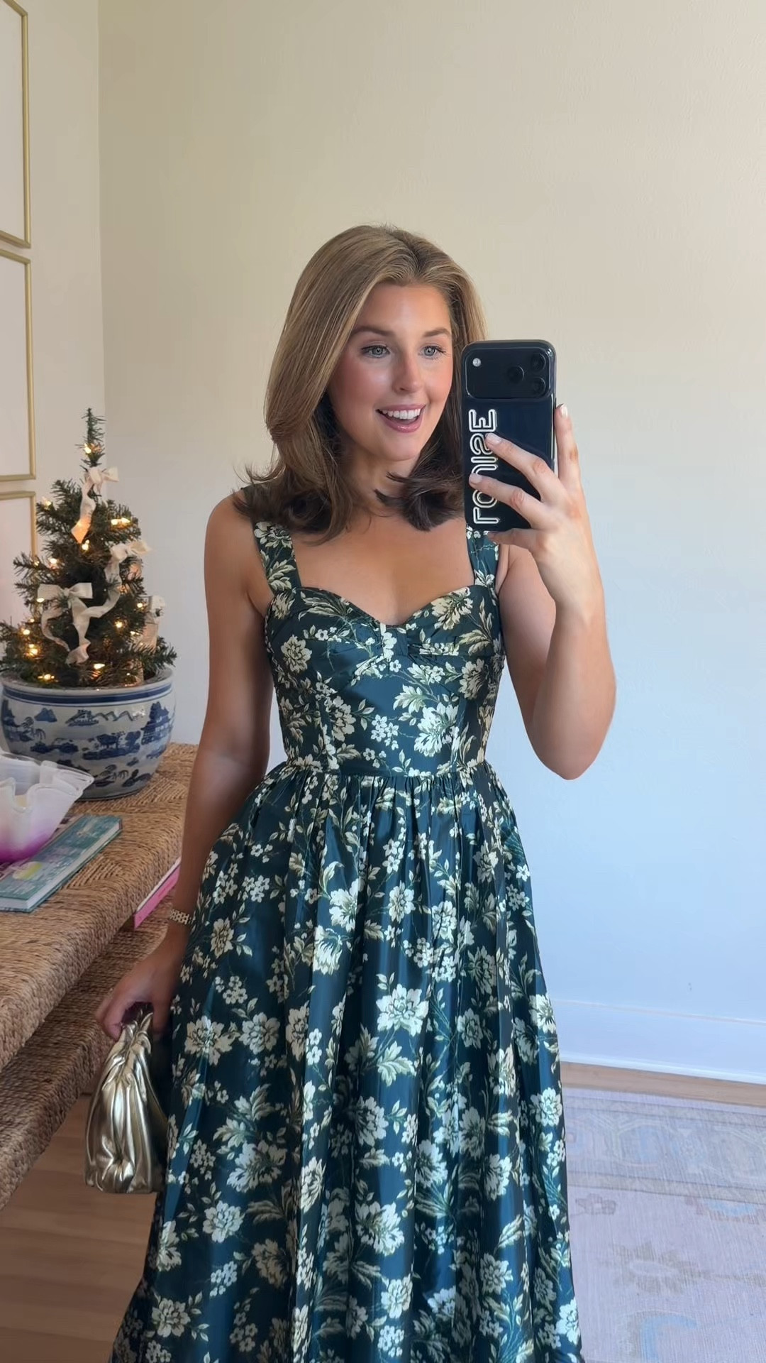 Fabulous black tie dress option! Wearing an XS. Code LOUISE30 for 20% off through 11/23