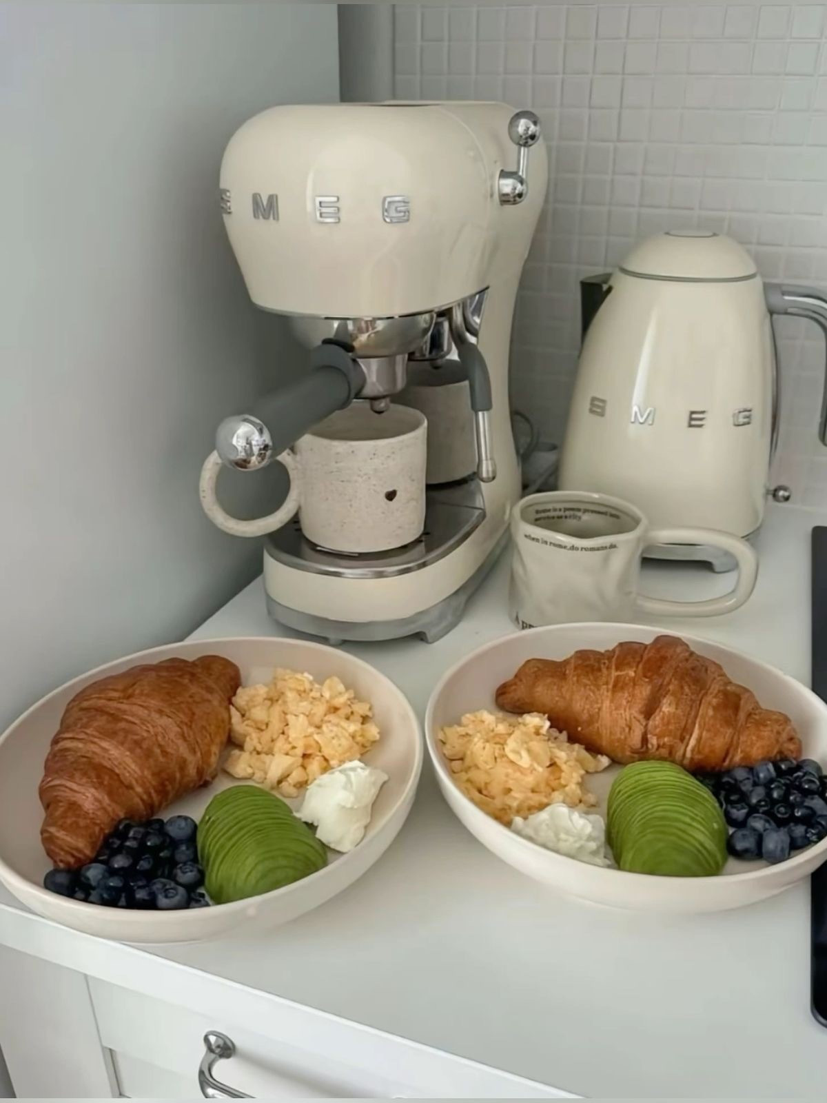 Smeg coffee machine

Coffee machine, coffee, expresso machine

#LTKHome #LTKgrwm #LTKdayinmylife