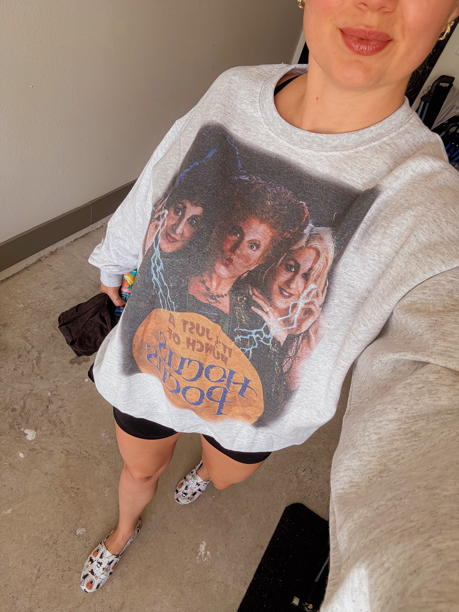 Vintage oversized Hocus Pocus sweater

#LTKHalloween #LTKHoliday #LTKGiftGuide