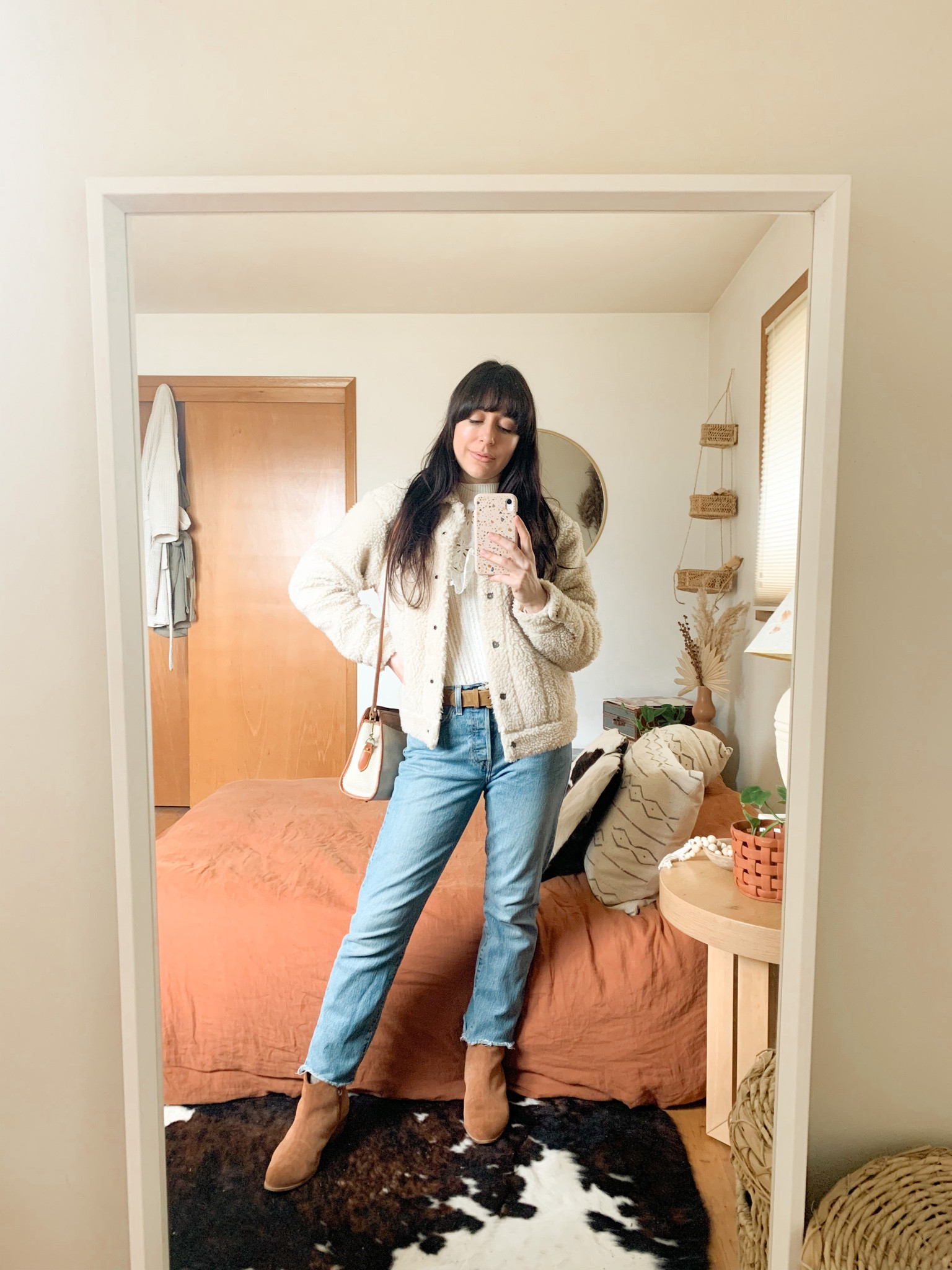 Linking this casual chic outfit and some boho bedroom decor! 🧡

#LTKhome #LTKFind #LTKstyletip