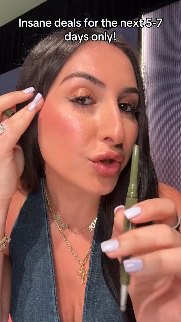 Obsessed with this eyeliner

#LTKFestival #LTKgrwm #LTKdayinmylife