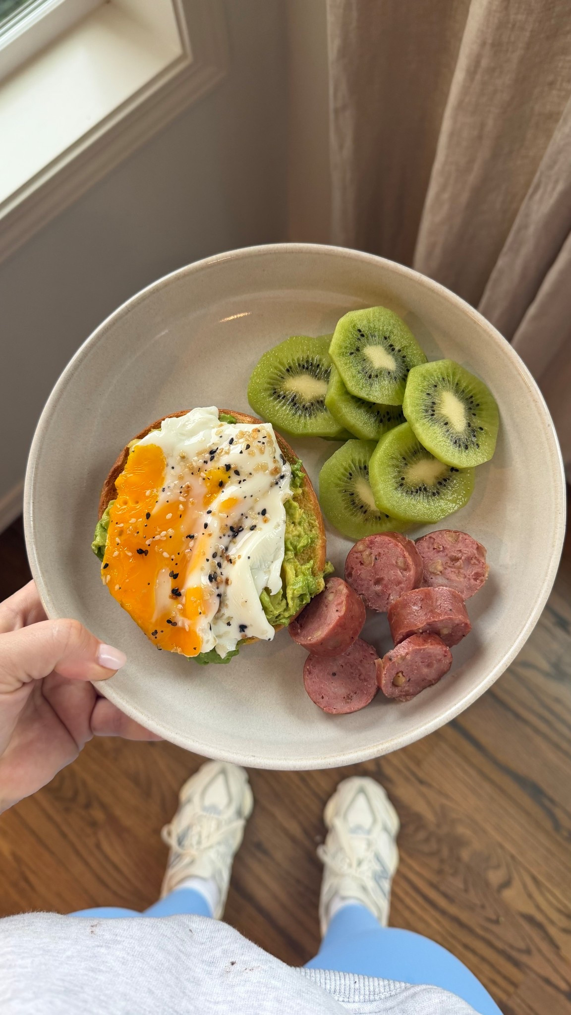 Today’s High-Protein Breakfast Plate 🥯🍳🥝 30gs of protein and 500 calories. Soo yummy! 

#LTKActive #LTKfitnessgoals