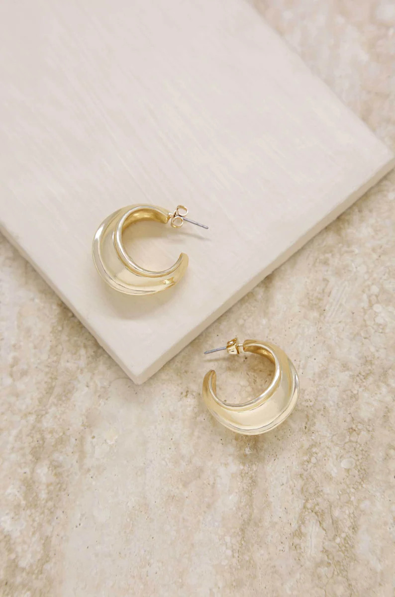Simple Crescent 18k Gold Plated Earrings | Ettika