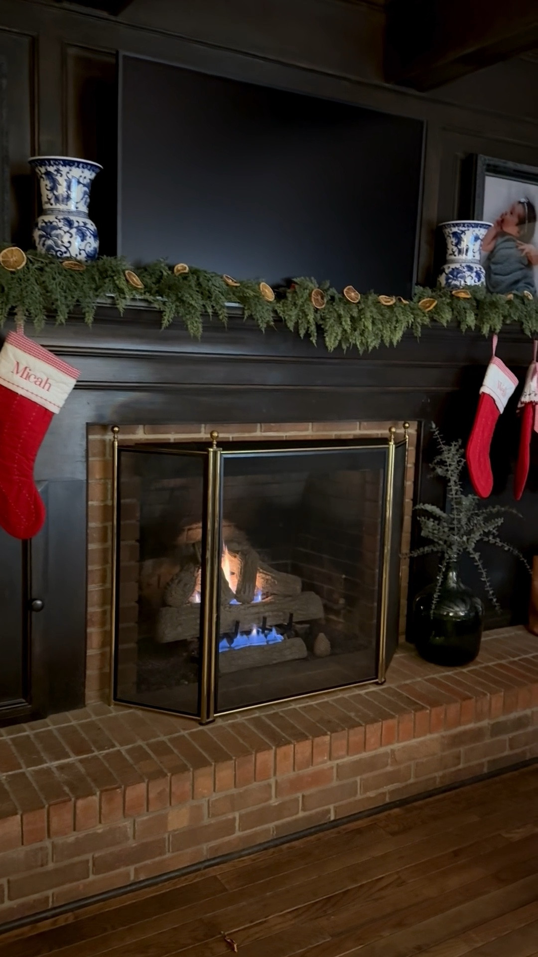 classic christmas decor 🥹❤️

pottery barn, classic, cozy christmas, home decor, mantle decor 

#LTKHoliday #LTKCyberWeek #LTKHome