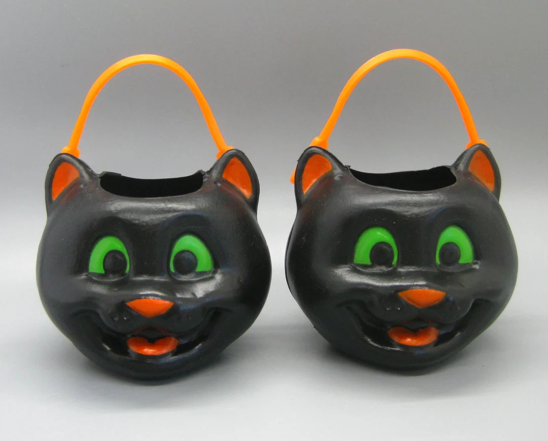 2 Vintage 90s Black Cat Plastic Halloween Candy Containers - Etsy | Etsy (US)