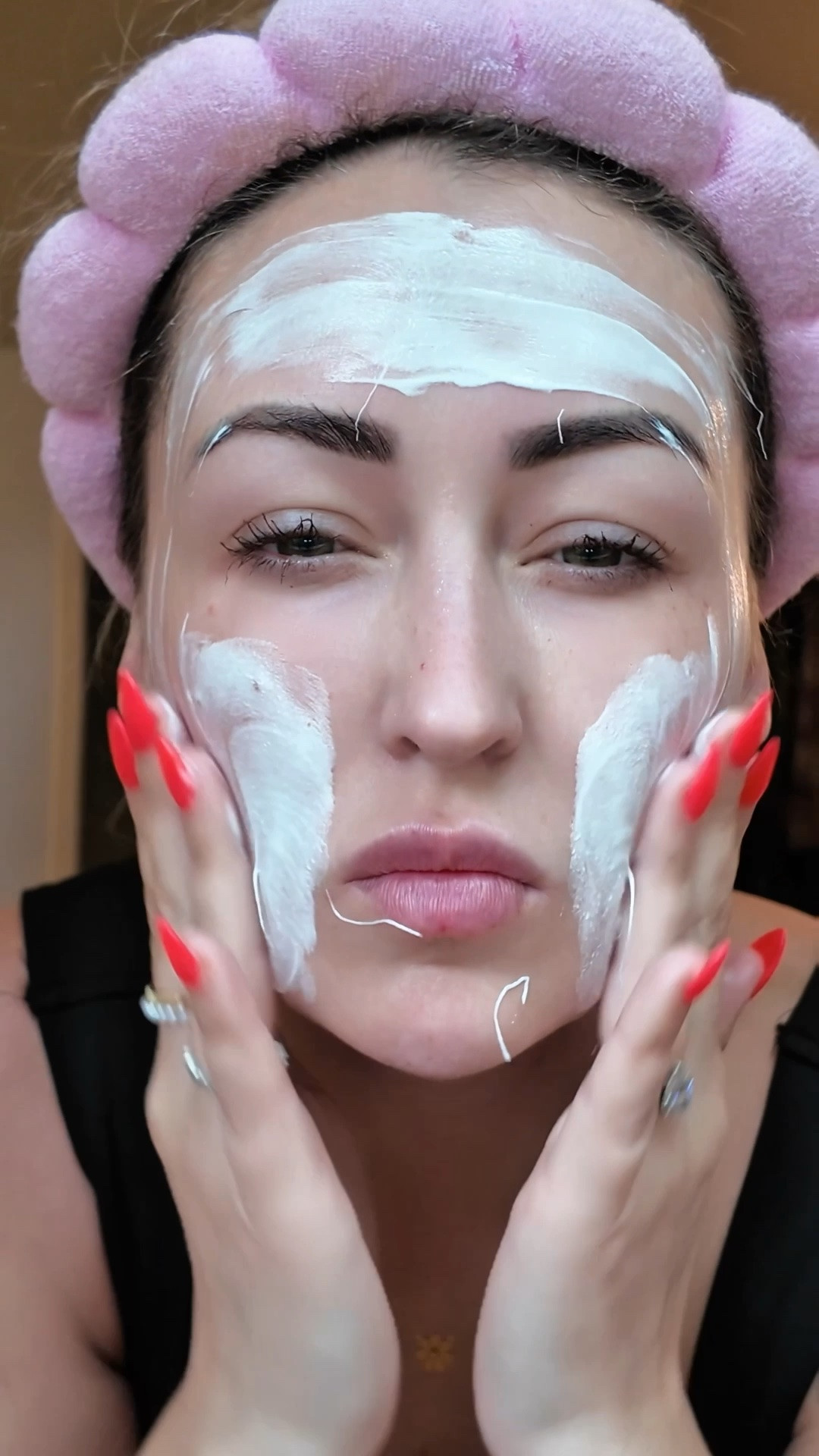 The VIRAL skincare regime that CANT stop & WONT stop … 
I get compliments on my skin almost daily and they’re amazed when I tell them it’s this entire set. 

Join the glass skin club! ✨

#skincare #giftidea #beautytips

#LTKBeauty #LTKU #LTKselfcare