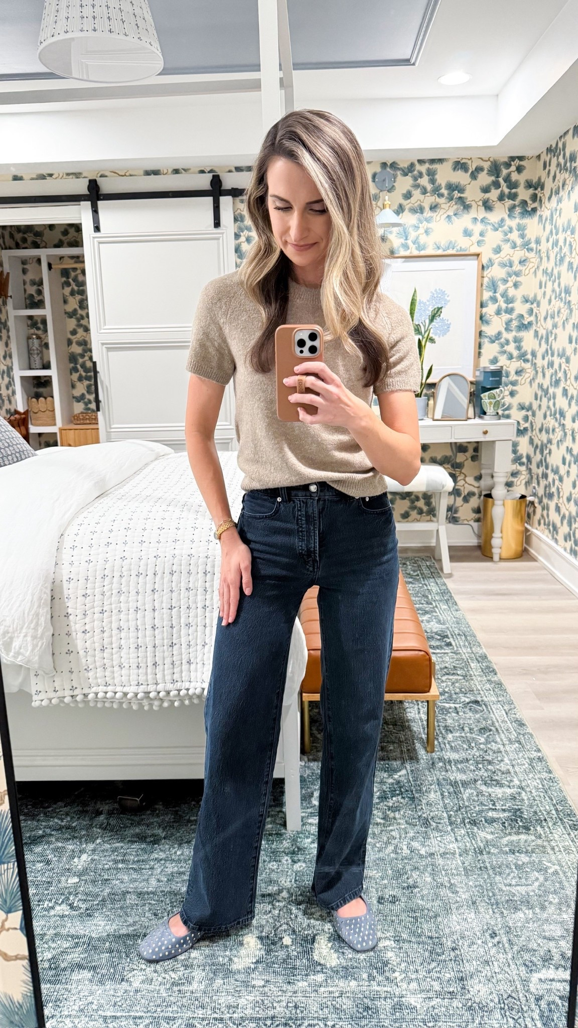 I’ve searched high and low for flattering and comfy wide leg jeans  that can be dressed up or down and I finally found them!! Right now I love pairing them with these studded ballet flats 

#LTKgrwm #LTKShoeCrush