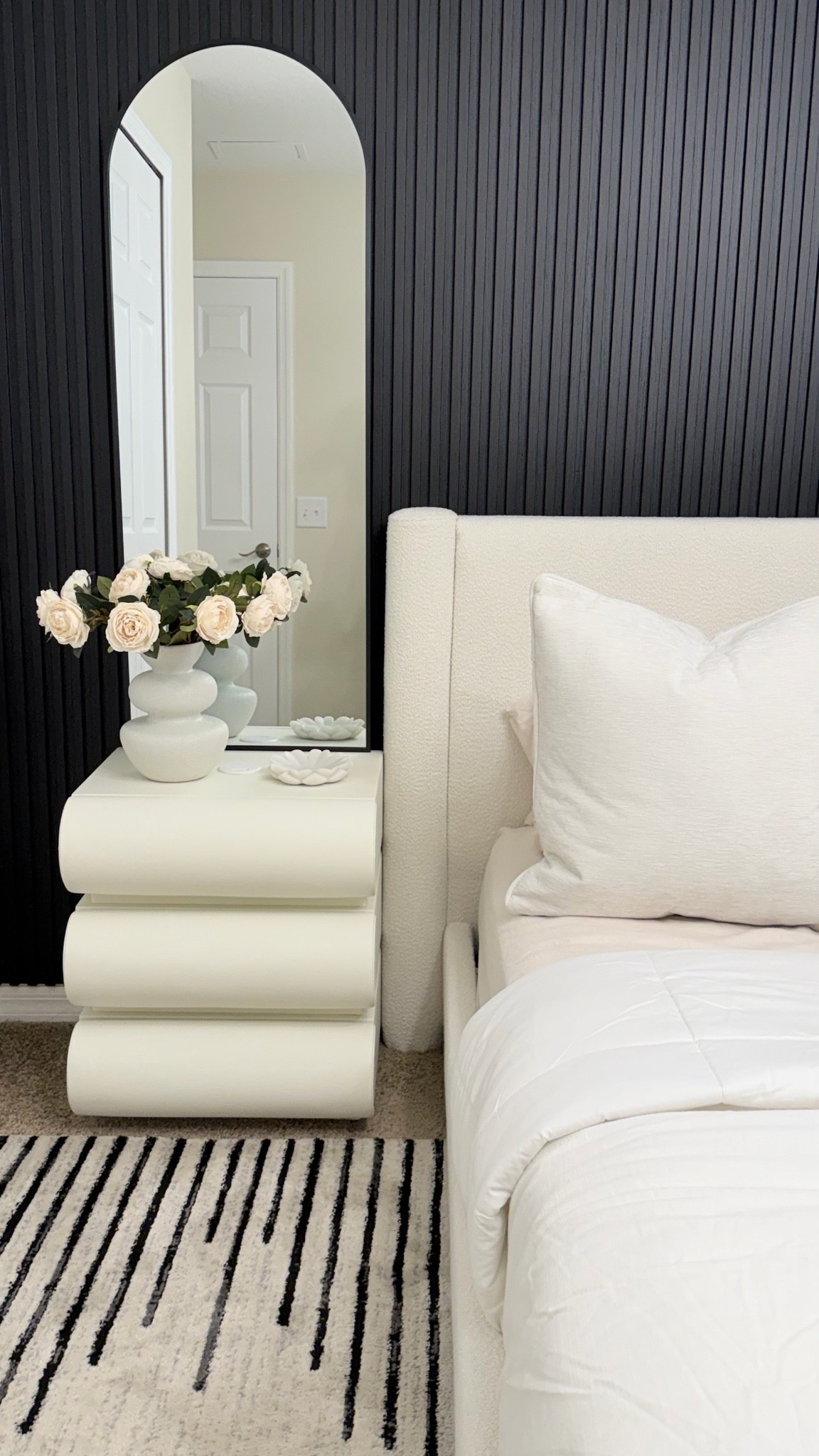 homary Smart Nightstands Set of 2 with Wireless Charging Station, USB & Type-C Ports, Faux Leather White Night Stands Modern Bedside Tables for Bedroom Storage, Fully Assembled
Bed frame

#LTKHome #LTKSaleAlert #LTKOver40