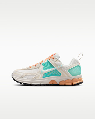 Nike Vomero 5 Big Kids' Shoes | Nike (US)