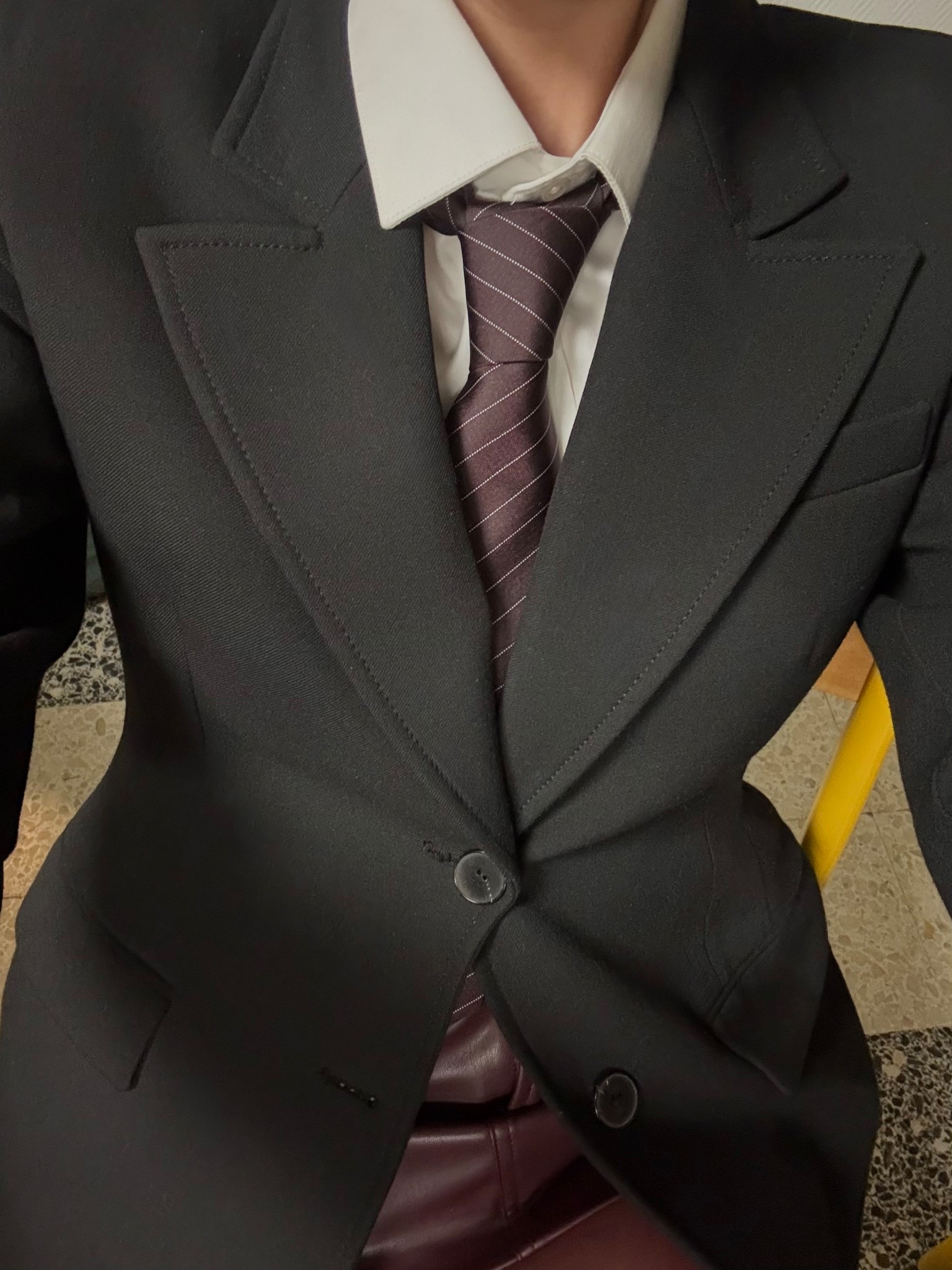 Look de Noel Bordeaux avec la tendance cravate 

#LTKfestive #LTKwinter #LTKfrance