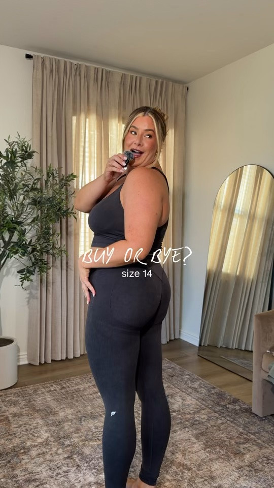 Buy or bye - fabletics as a size 14 ⭐️ wearing an xl in everything!!

#LTKMidsize #LTKActive #LTKootd