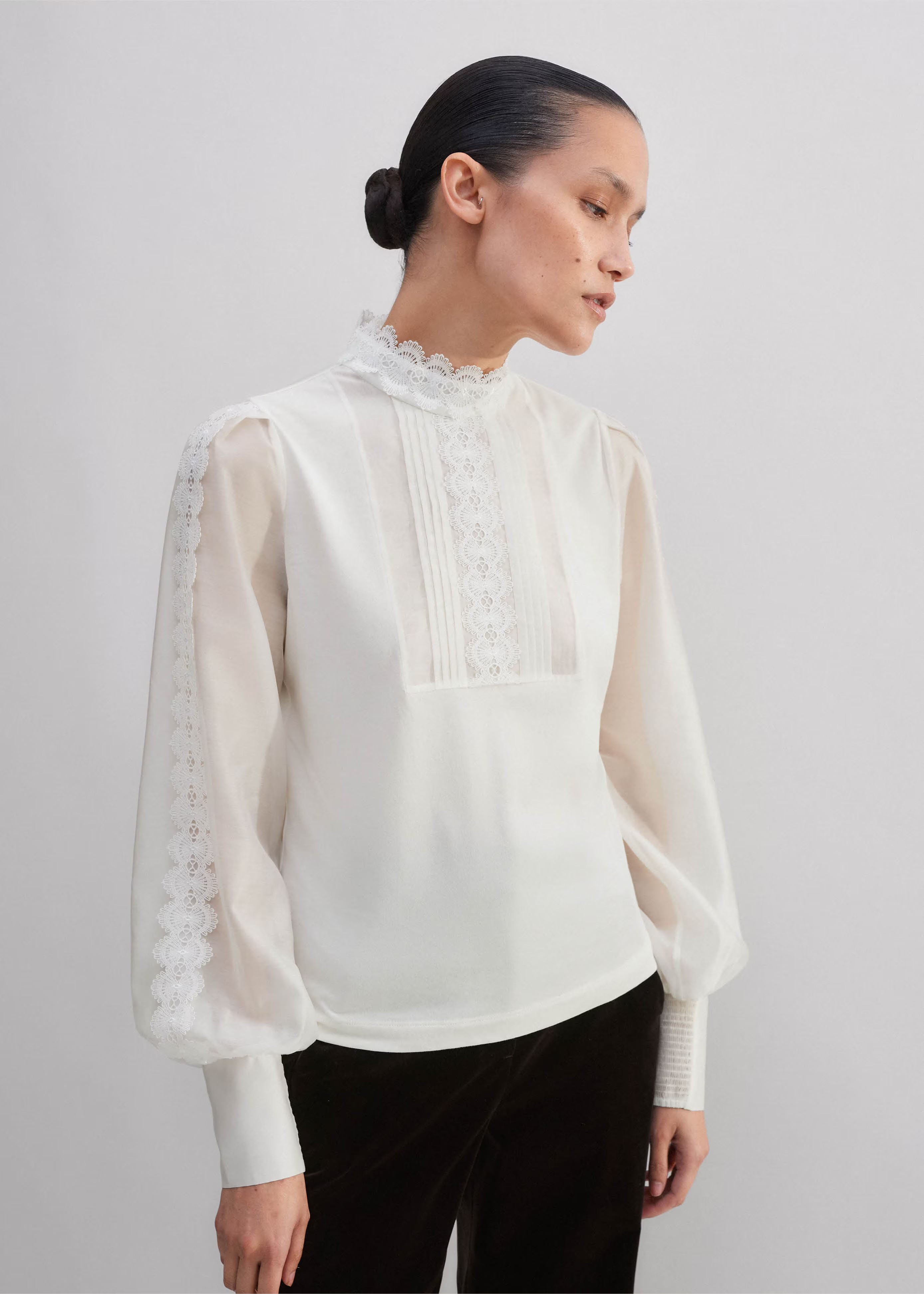 Women's Cream Lace Insert Layering Blouse | ME+EM | ME+EM US