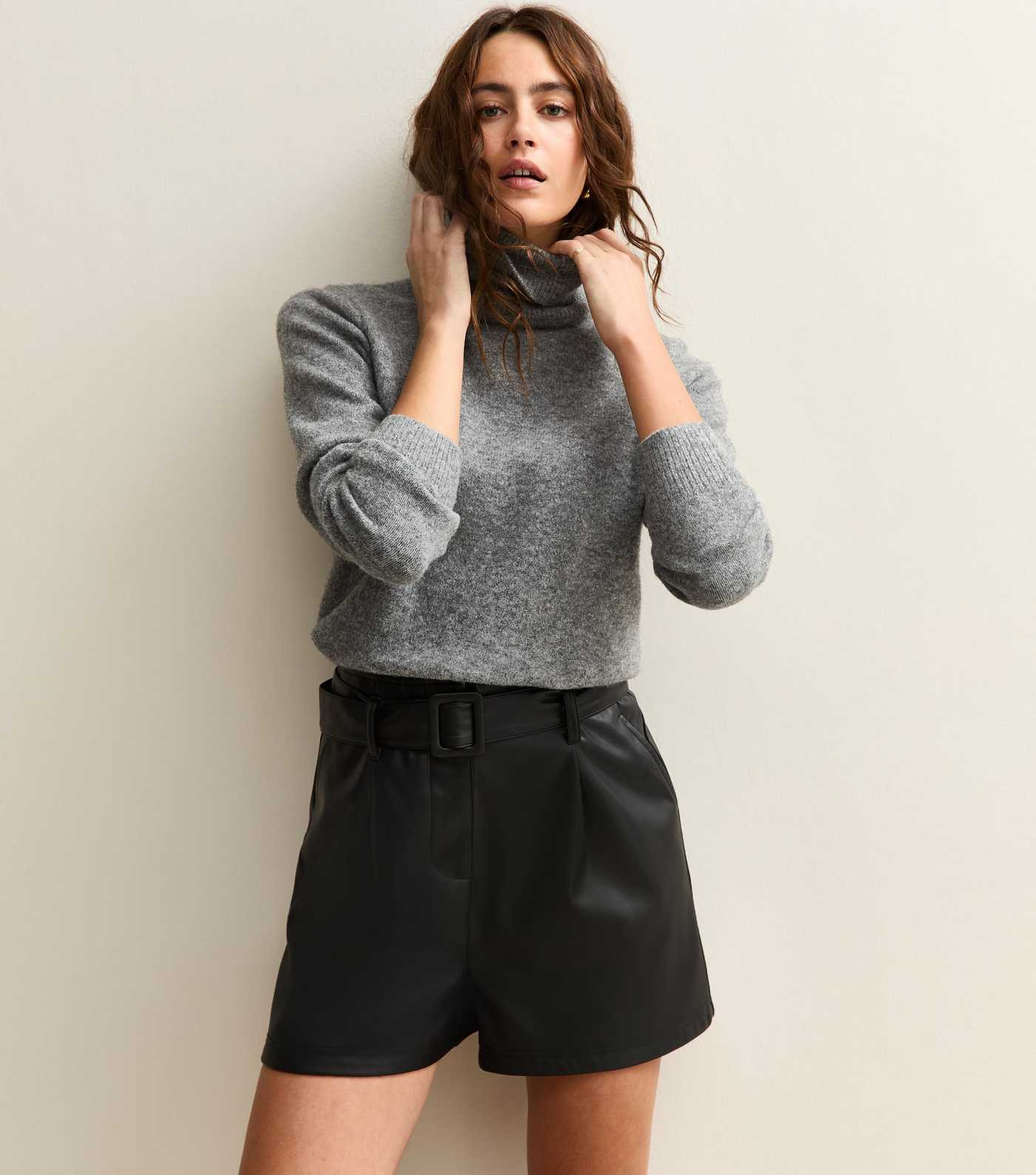 Black Faux Leather Belted Shorts | New Look | New Look (UK)