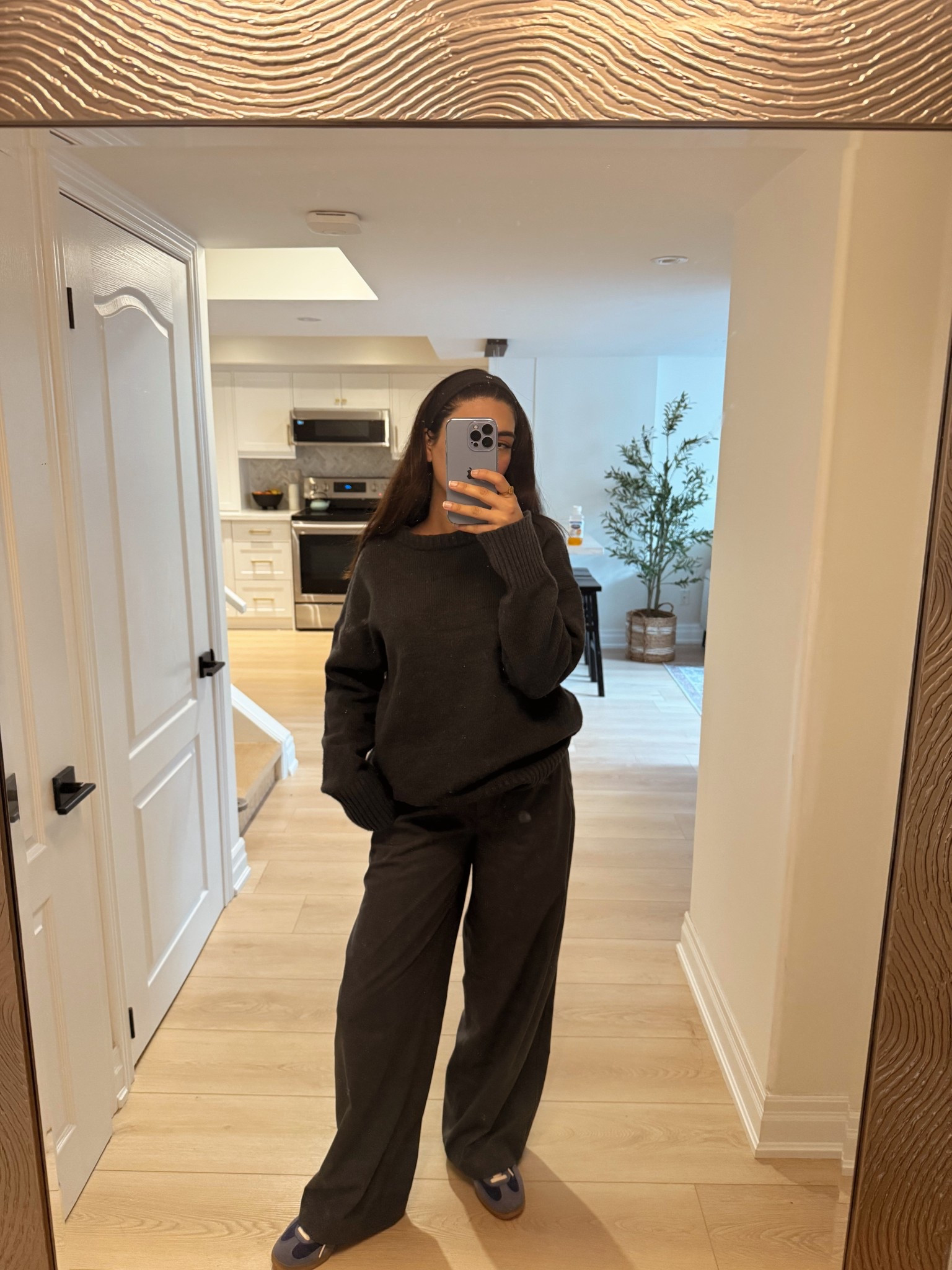 Grey monochromatic tones ✨

#LTKmodest #LTKspring #LTKcanada