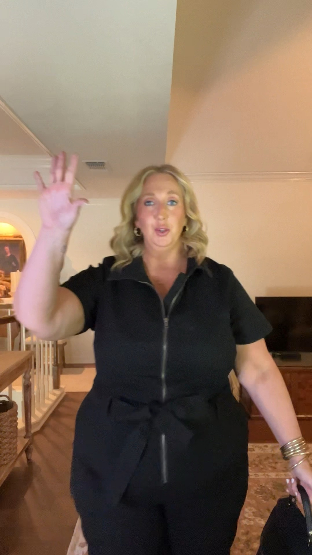 JUMP up and hurry over to my LTK to scoop up this amazing denim jumpsuit 🖤

Under $50 and available in blue denim, too, sizes 16-30 available!



#LTKFindsUnder50 #LTKMidsize #LTKPlusSize