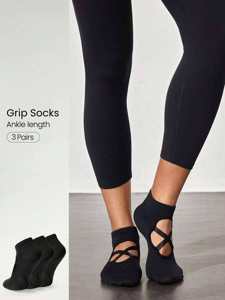 GLOWMODE 3 Pairs Anti-Slip Grips Strappy Seamless Toe Construction Ankle Yoga Pilates Black Socks | SHEIN