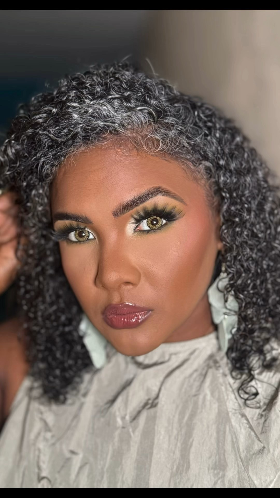 Smokey glam makeup 