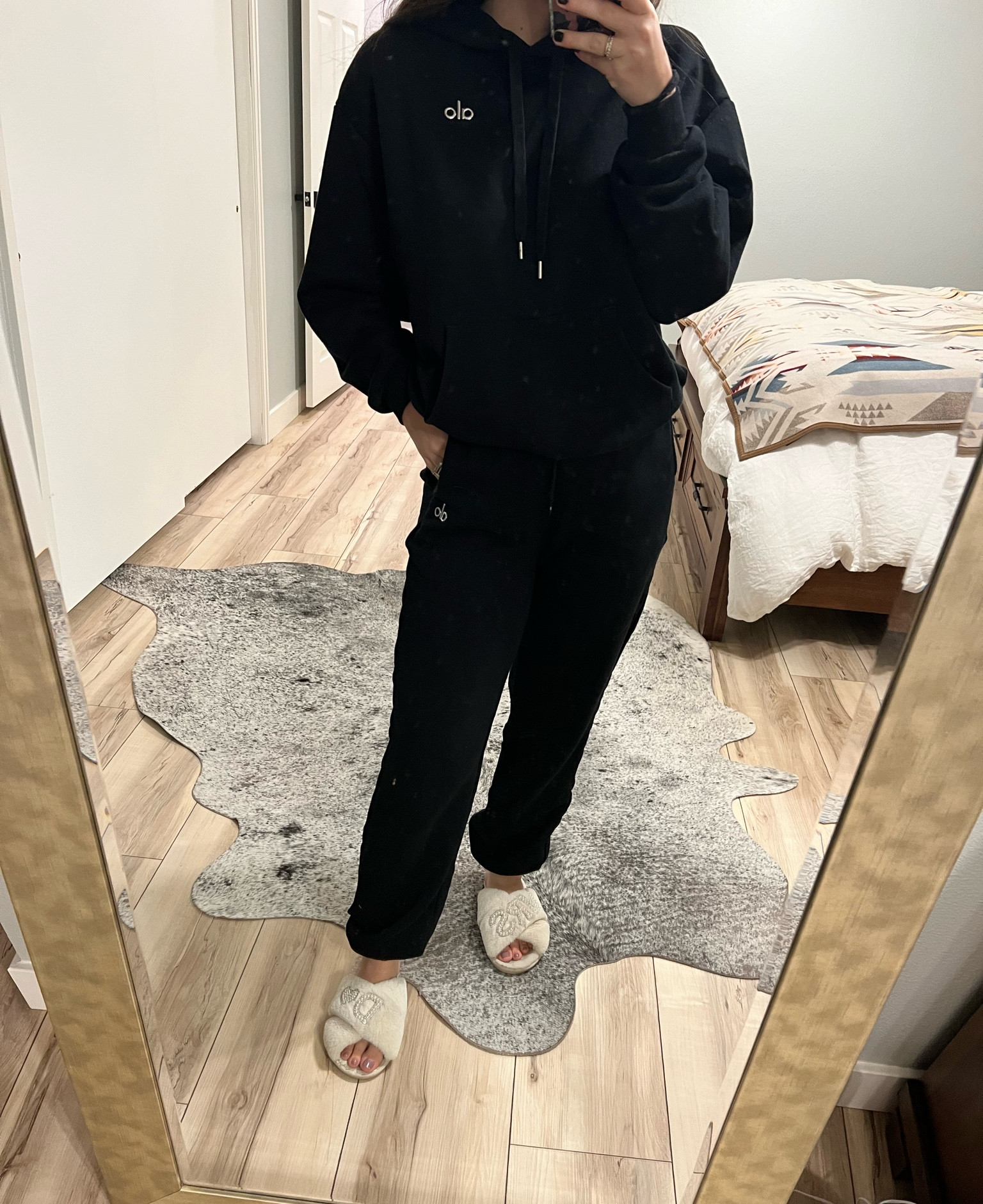 The best sweat set for winter/fall🙌🏽

#LTKSaleAlert #LTKTravel #LTKCyberWeek