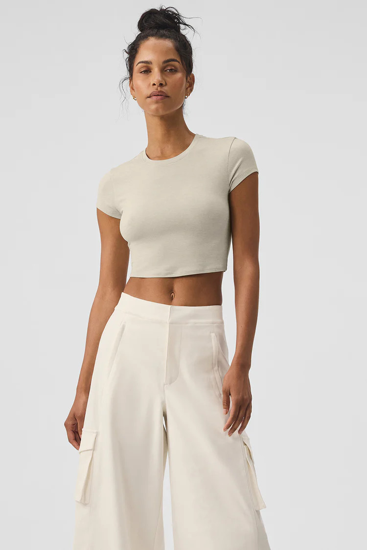 Alosoft Crop Finesse Short Sleeve | Alo Yoga (US)