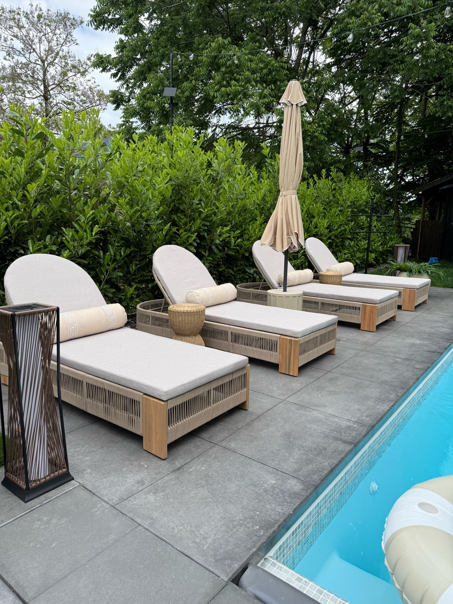 #ad The Perfect patio lounge chairs. Cushioned and comfortable with adjustable back. And absolutely gorgeous! 
@Wayfair 
#wayfair #wayfairpartner #outdoor #wishyouwerehere