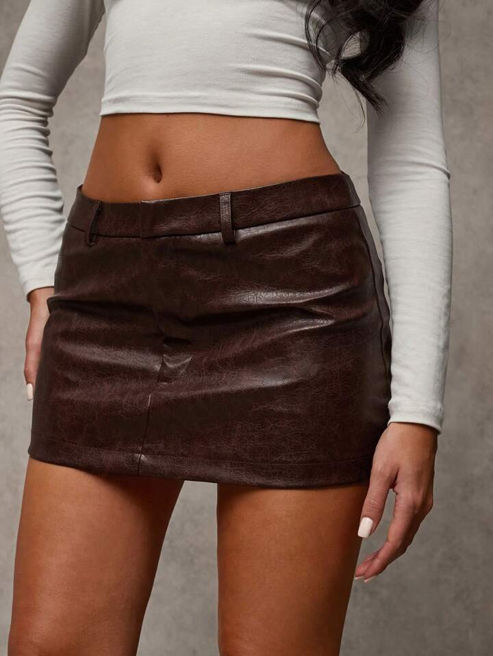 SHEIN BAE Damen Schokoladenbraune Einfarbige Hoch-Straßen-Hose/Rock-Kombi Für Vielseitige Anlässe Wie Ausflüge, Nachmittags-Teegesellschaften, Treffen Mit Freundinnen, Rave-Partys Oder Nachtclubs - Im Used-Look Mit Waschung Und Abnutzungserscheinungen Aus Verwaschenem Kunstleder | SHEIN