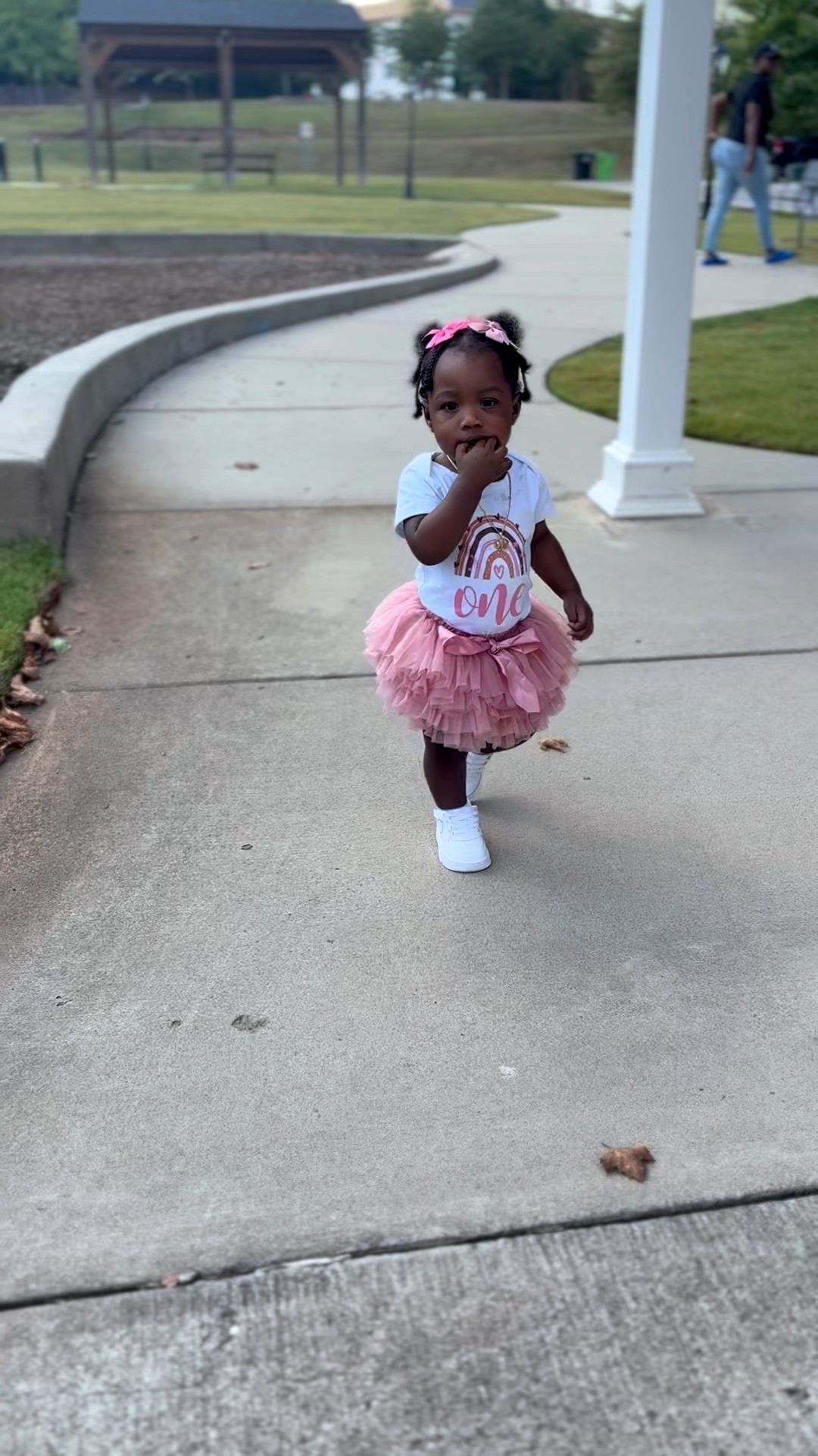Birthday girl!!!!

#amazonfinds #girlmom #birthdayootd #birthdayoutfit #toddlerfashion #toddlerstyle #cutekids

#LTKKids #LTKFindsUnder50 #LTKBaby