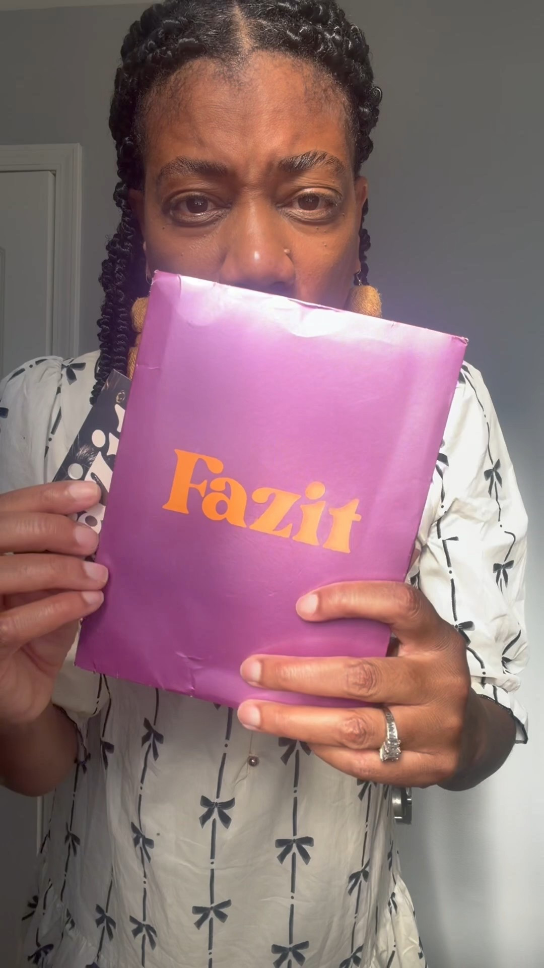 Gold speckles +
Bow dress +
Mustard earrings 

#LTKdayinmylife #LTKmorningroutine #LTKgrwm