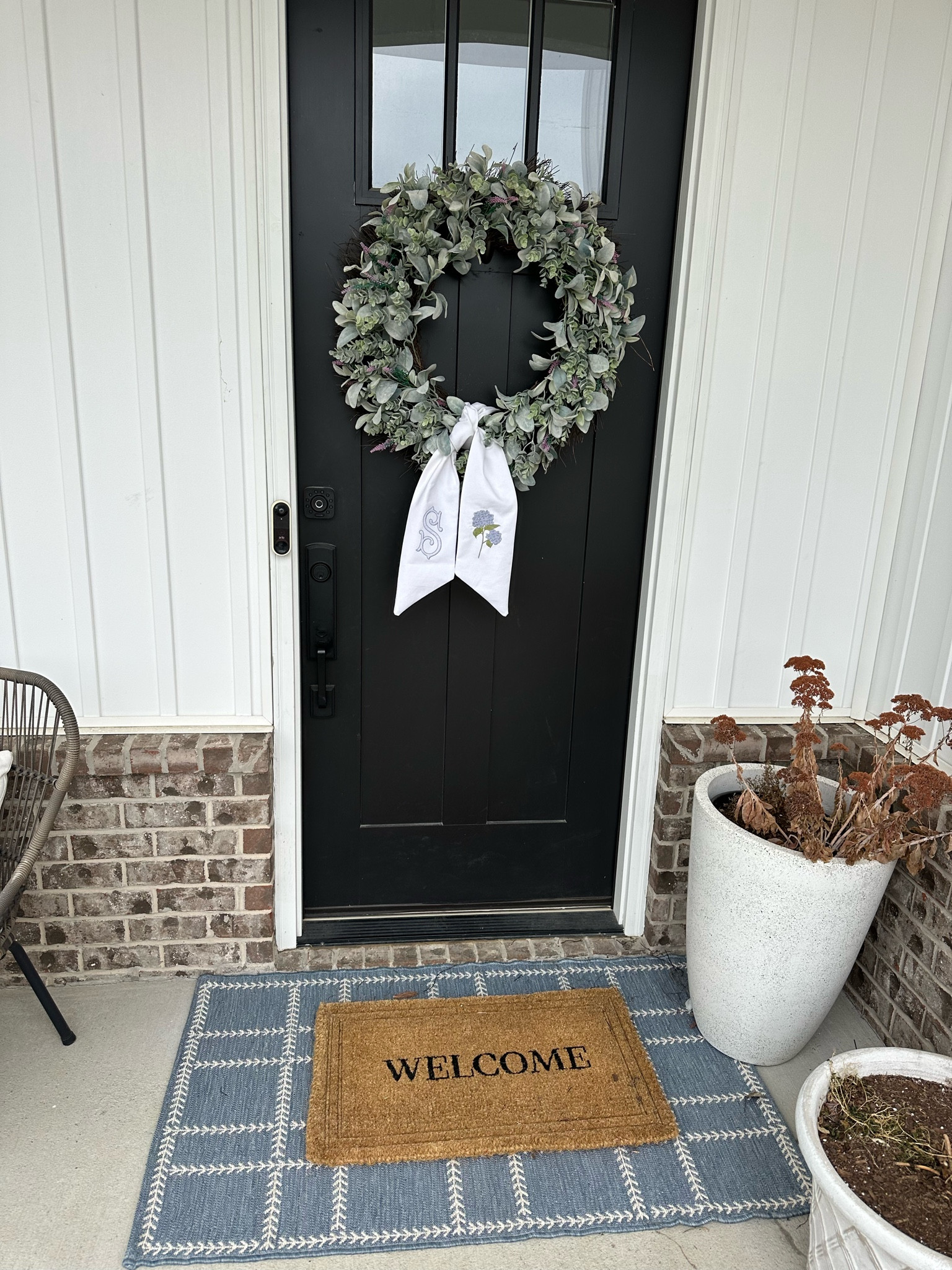 Spring front door refresh! 


#LTKFindsUnder50 #LTKHome #LTKSeasonal