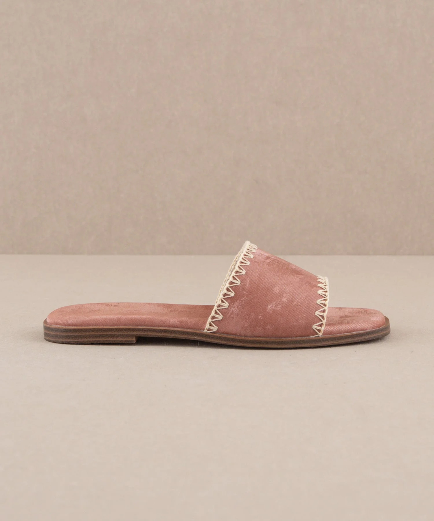 The Emmie | Rose Border Stitch Sandals | Oasis Society