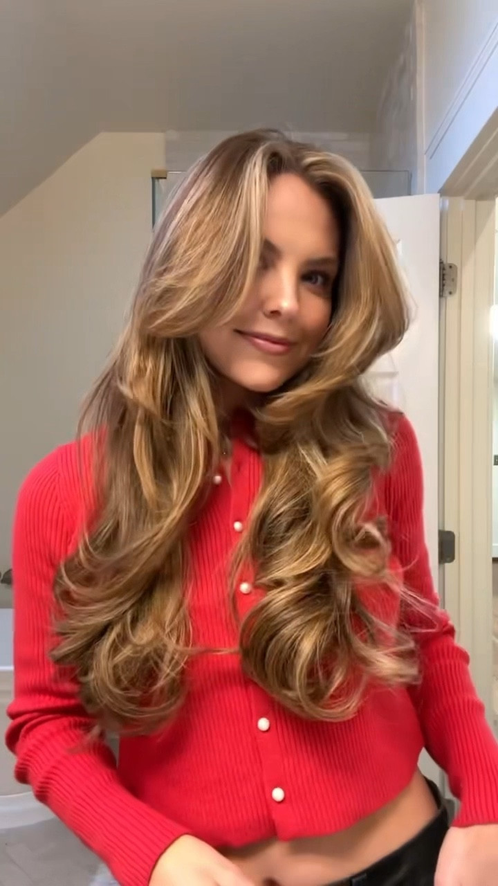 The Shark FlexStyle is my #1 tool for fixing my hair! It’s the easiest way to get big bouncy curls. It would also be the best Christmas present!!

#LTKSeasonal #LTKGiftGuide #LTKHoliday