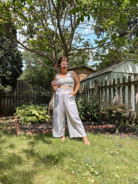 Love these linen pants with this cropped top! 

#LTKstyletip #LTKSeasonal #LTKtravel