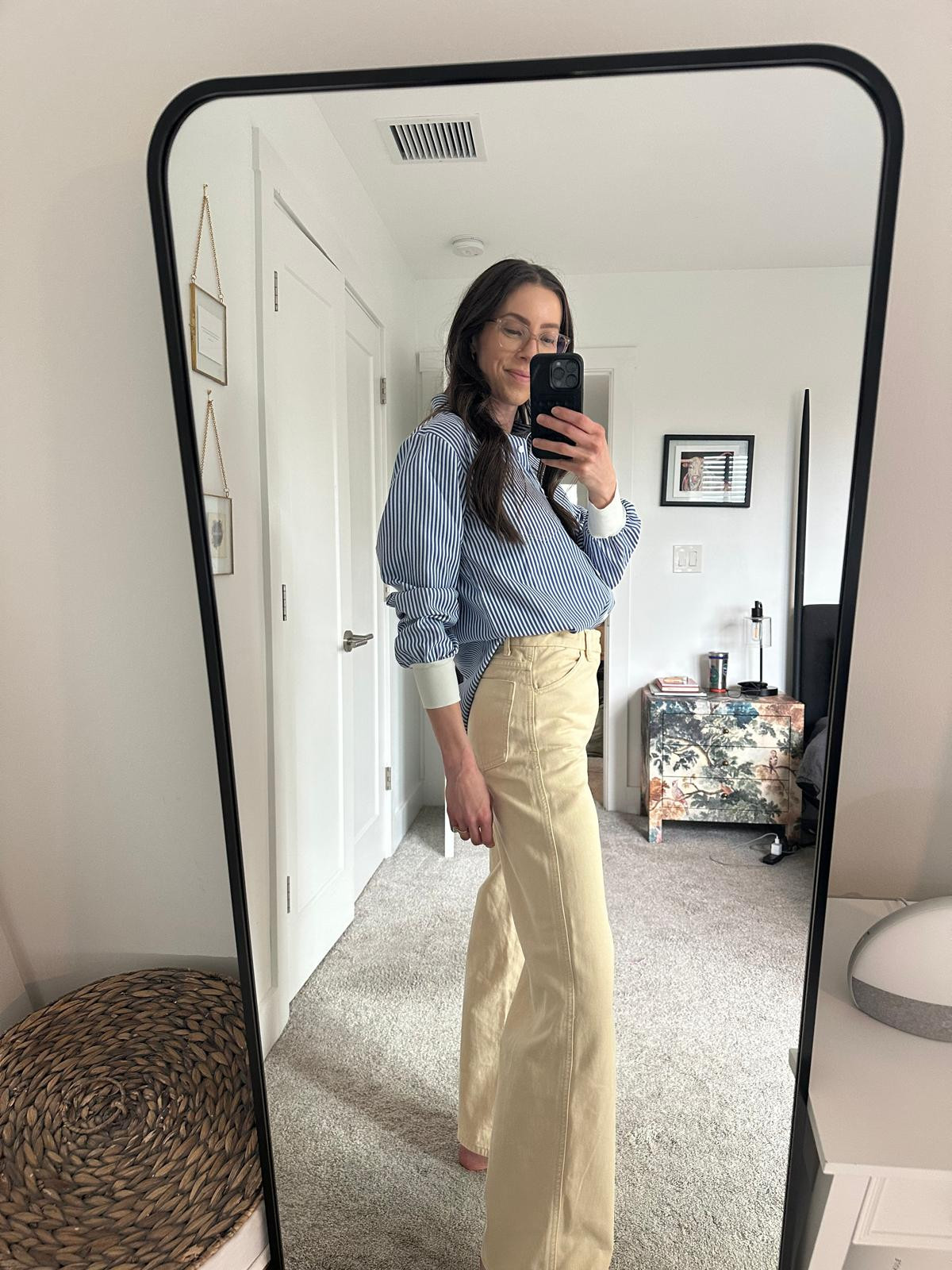 WFH outfit today. The stretch cuffs on A Putnam shirts makes them so comfortable (and easy to scrunch). I also love that they have invisible privacy buttons between the regular buttons around the bust to keep them from gapping. Definitely a cut above the rest. 

Loving this color combo for spring 💛💙💛 

Save this post to keep an eye on pricing and restocks. I do this when I’m deciding on quality pieces.

#LTKStyle #WFHStyle #SpringOutfits 

 

#LTKgrwm #LTKootd #LTKdayinmylife