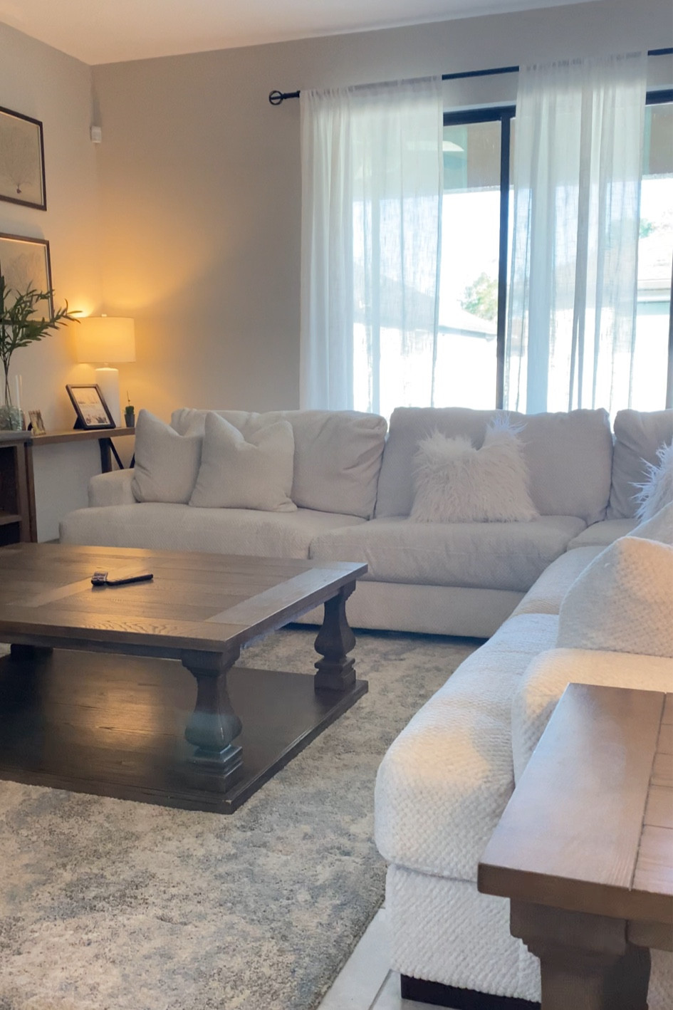 Living Room Home Decor

#LTKhome
