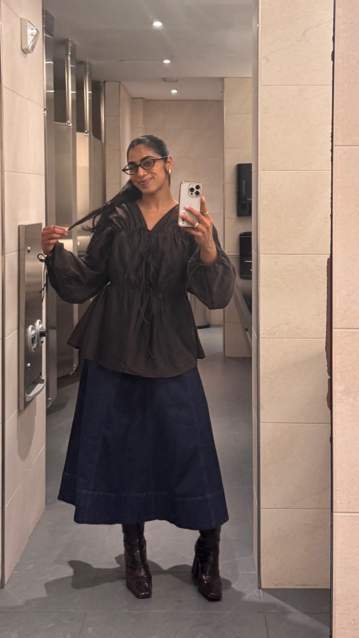 modest corporate outfit
