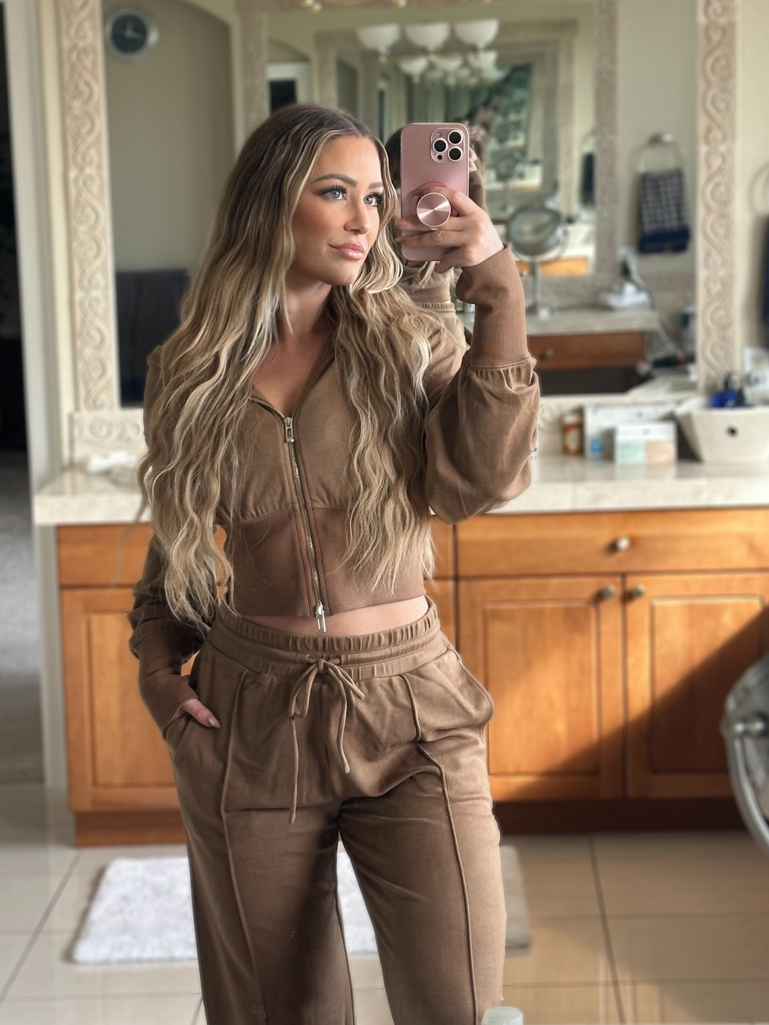 WISKII discount code SHANNON ❤️ wearing a M top L bottom 

#LTKSaleAlert #LTKActive #LTKHoliday