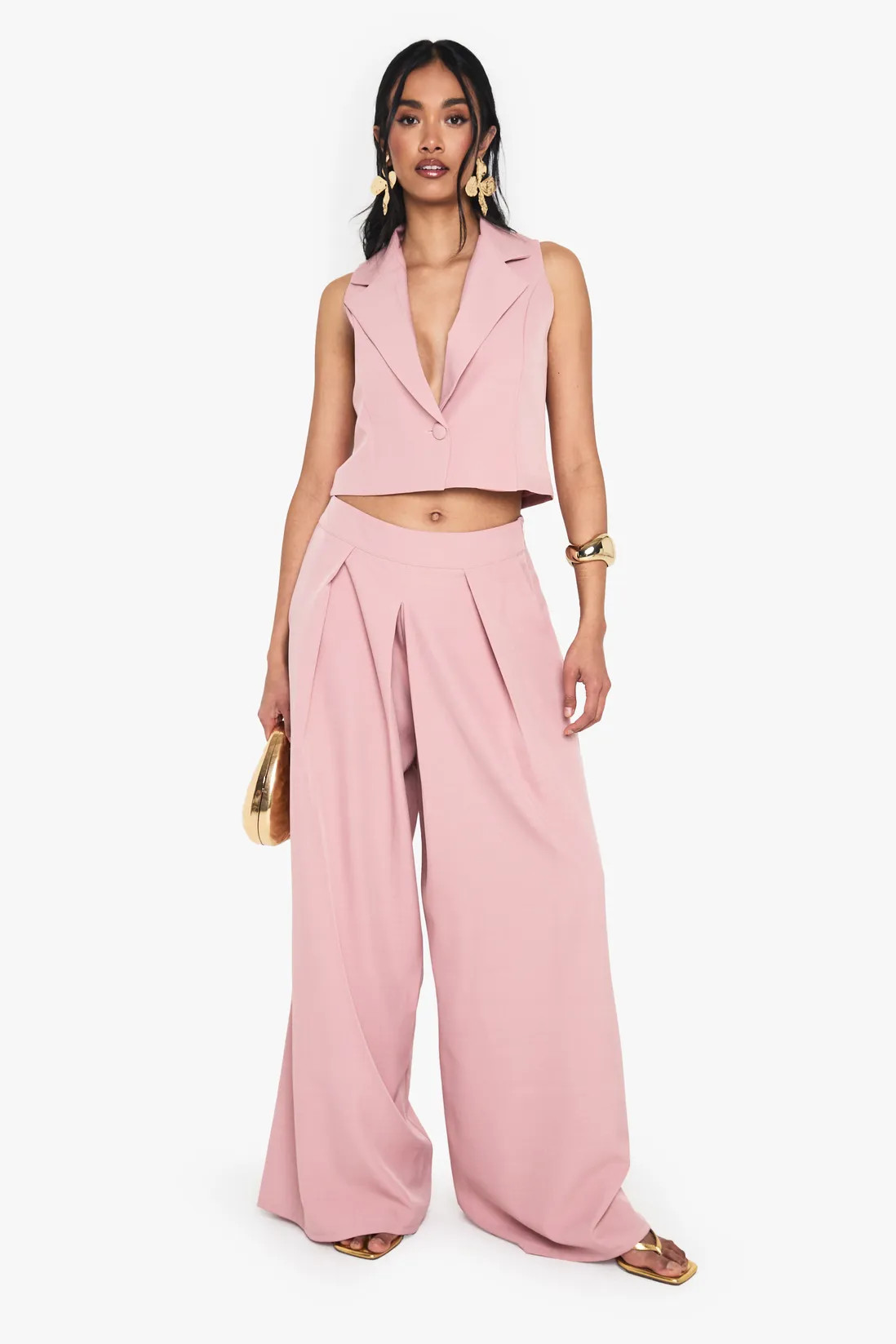 Linen Look Pleat Front Wide Leg Tailored Trousers | boohoo (US & Canada)