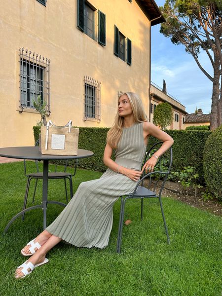 From morning tennis to evening aperitivo it’s a @Varley Tuscan summer. The chicest, most elevated pieces for everything on my itinerary 

#invarley #partner

#LTKActive #LTKTravel #LTKFitness