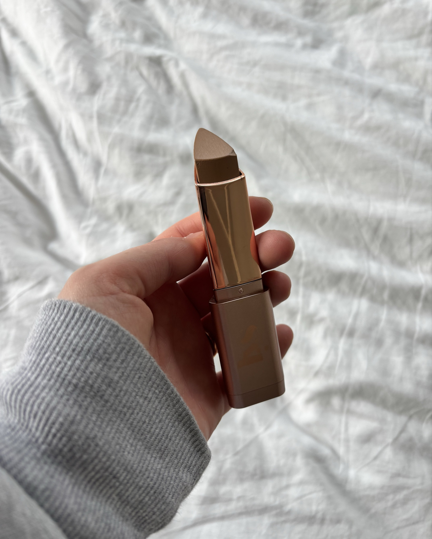 Creamer bronzer ✨

Glides right in your face. Paired well ontop liquid skin tint (such as ILIA) or tinted moisturizer! Shade: Motivate

The best part is… it’s affordable!!!!

#LTKmorningroutine #LTKBeauty #LTKootd