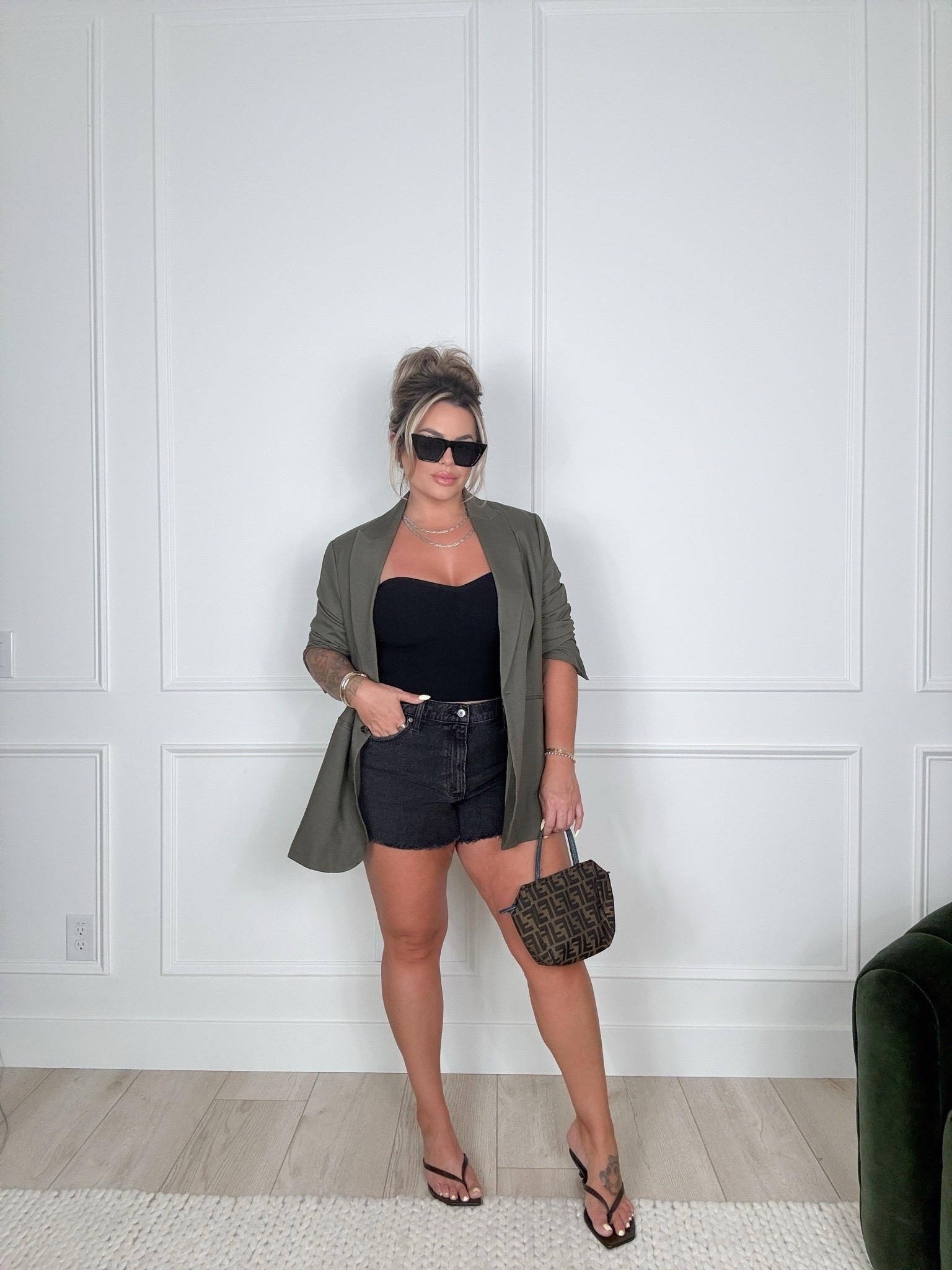Outfit is old linked similar items 

My shorts were Abercrombie so I linked 2 current styles very similar. I do a 32 in their shorts.

Follow my shop @shaynaslife on the @shop.LTK app to shop this post and get my exclusive app-only content!

#liketkit 
@shop.ltk
https://liketk.it/6kRbI