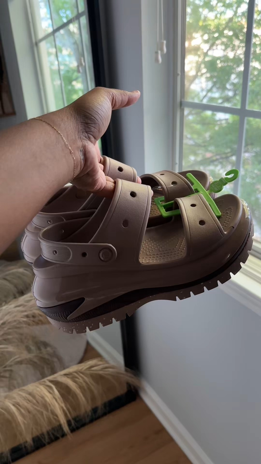 I AM properly obsessed with my new crocs 🤎🥹 and they’re on SALE now! 

#LTKShoeCrush #LTKFindsUnder50 #LTKSaleAlert