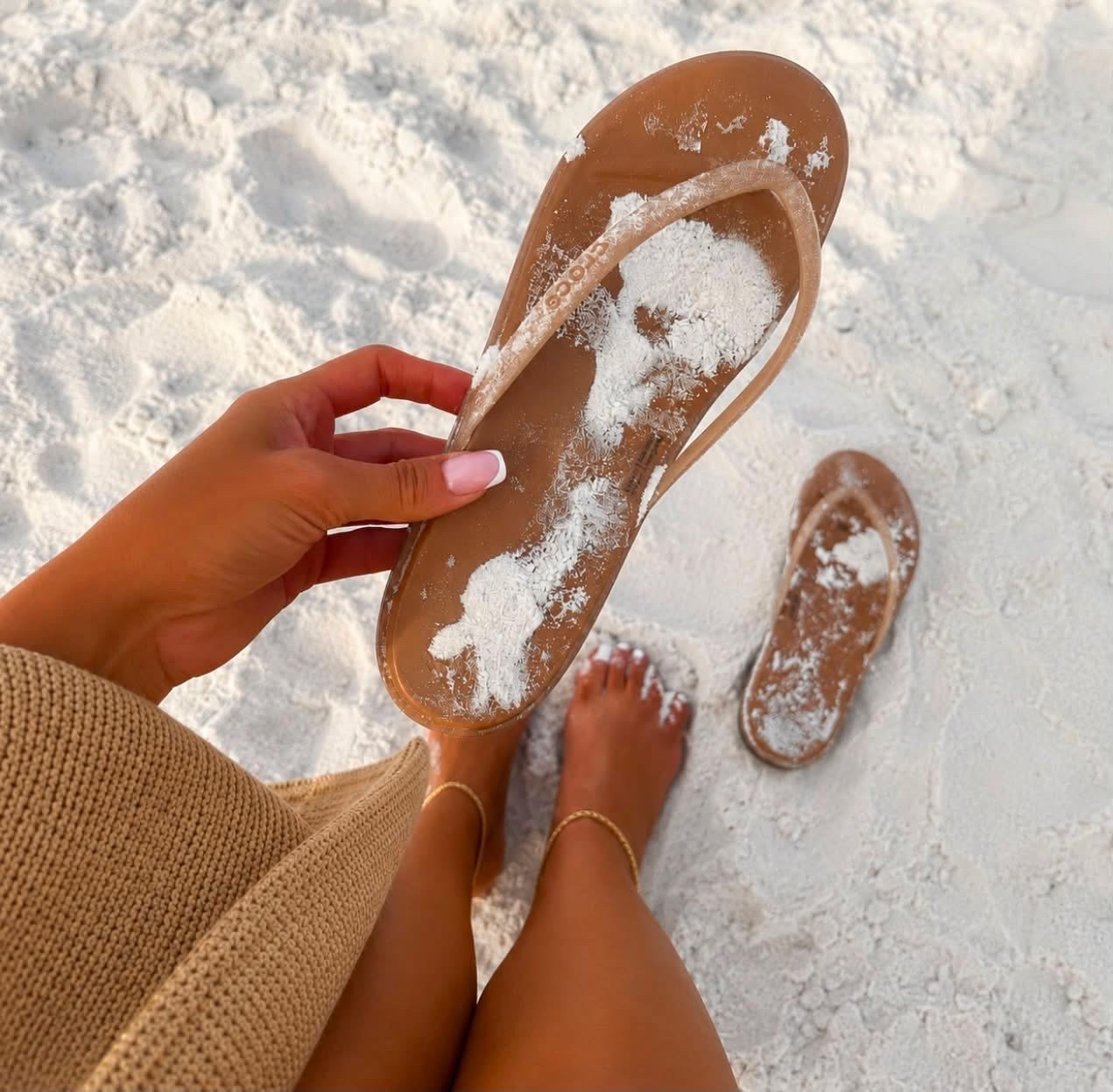 These crocs flip flops are my favorite and so comfy! I love that they’re easy to wear and are waterproof!